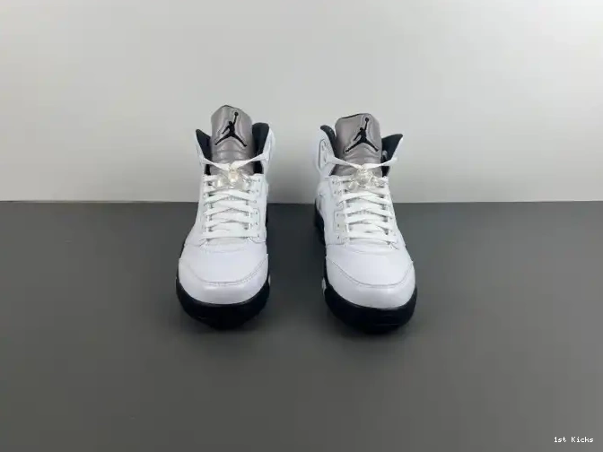 1st Kicks Shoes 5 AIR BLACK' DD0587-110 'WHITE JORDAN RETRO 0611